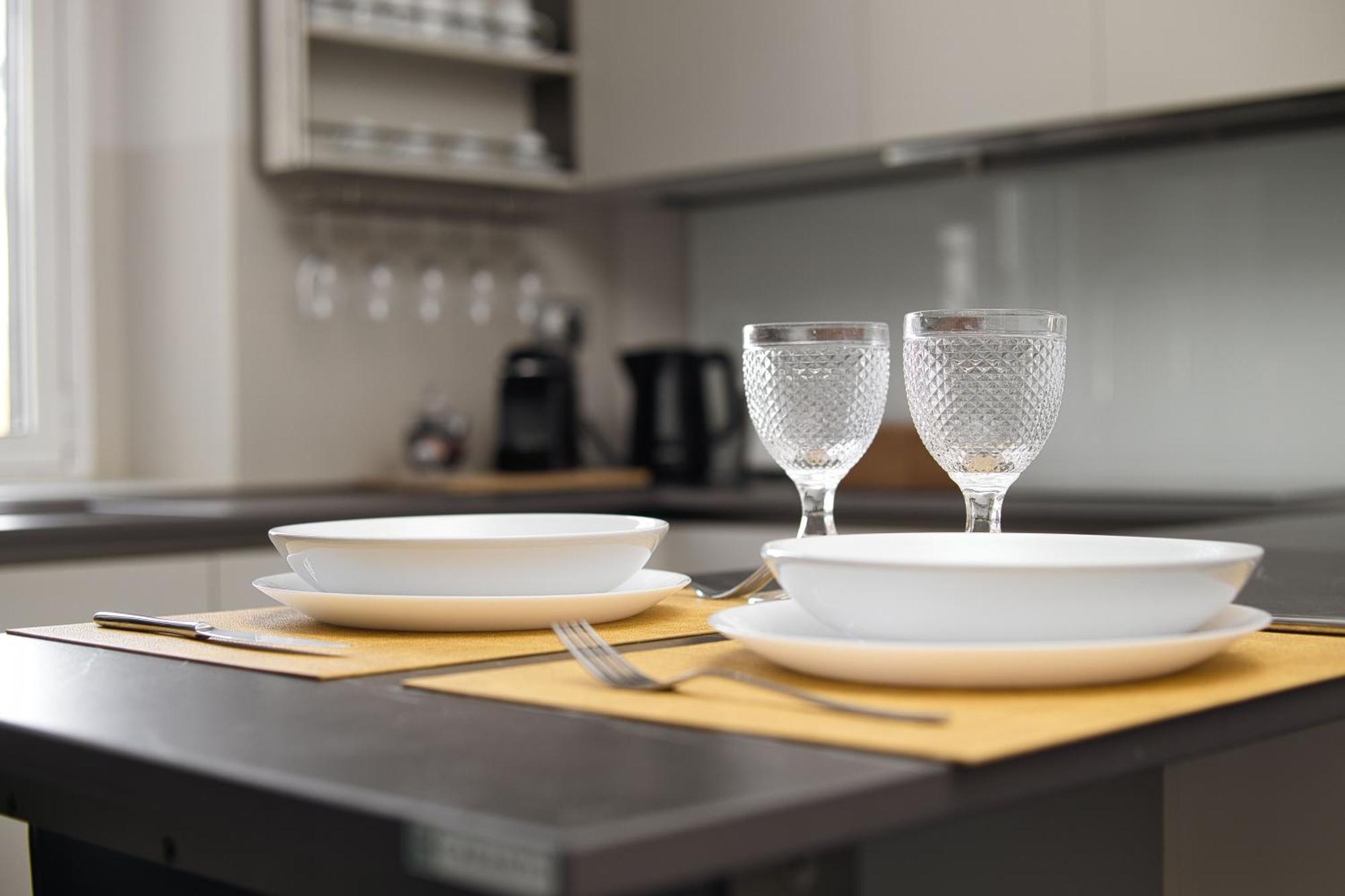 Apartmán Navigli, 90 Square Meters, Free Parking Ripa Ticinese Milán Exteriér fotografie
