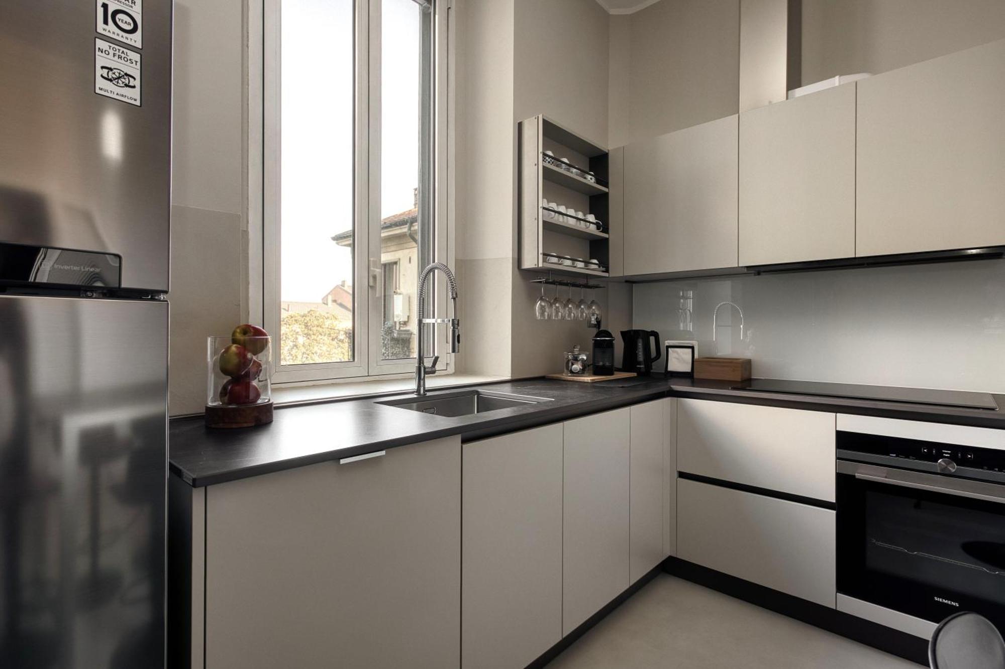 Apartmán Navigli, 90 Square Meters, Free Parking Ripa Ticinese Milán Exteriér fotografie