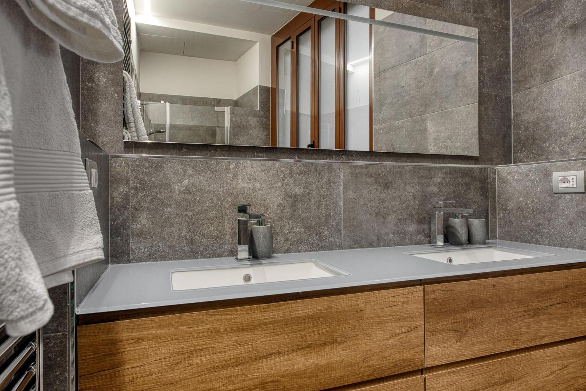 Apartmán Navigli, 90 Square Meters, Free Parking Ripa Ticinese Milán Exteriér fotografie